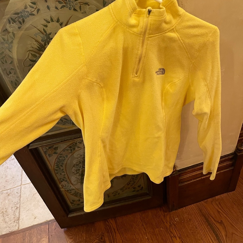 North Face Pullover - image 5